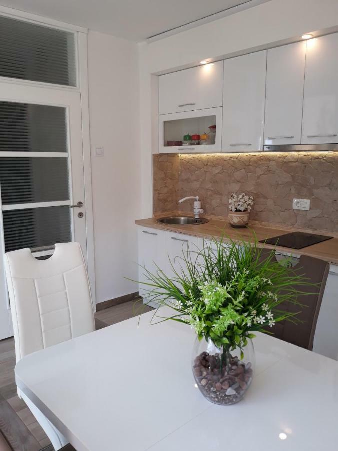 Seahaven Apartment Petrovac Exterior photo
