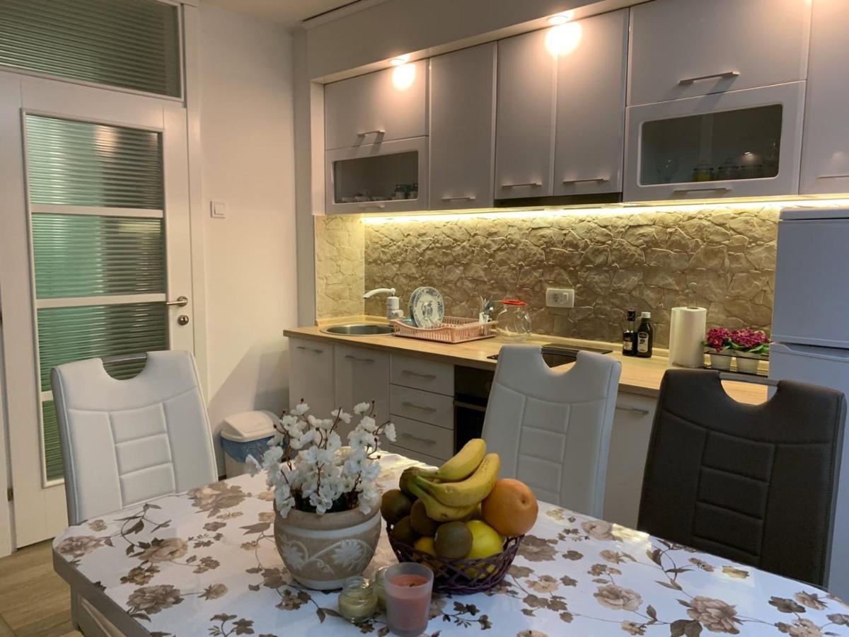 Seahaven Apartment Petrovac Exterior photo